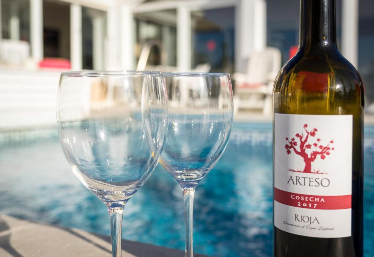 Relaxing Villa Heated Pool Luxurious Views Massage Санта-Урсула Екстер'єр фото