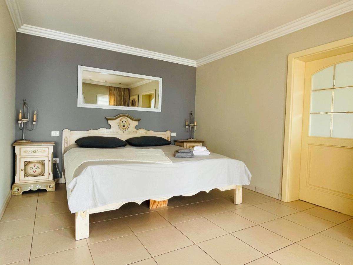 Relaxing Villa Heated Pool Luxurious Views Massage Санта-Урсула Екстер'єр фото